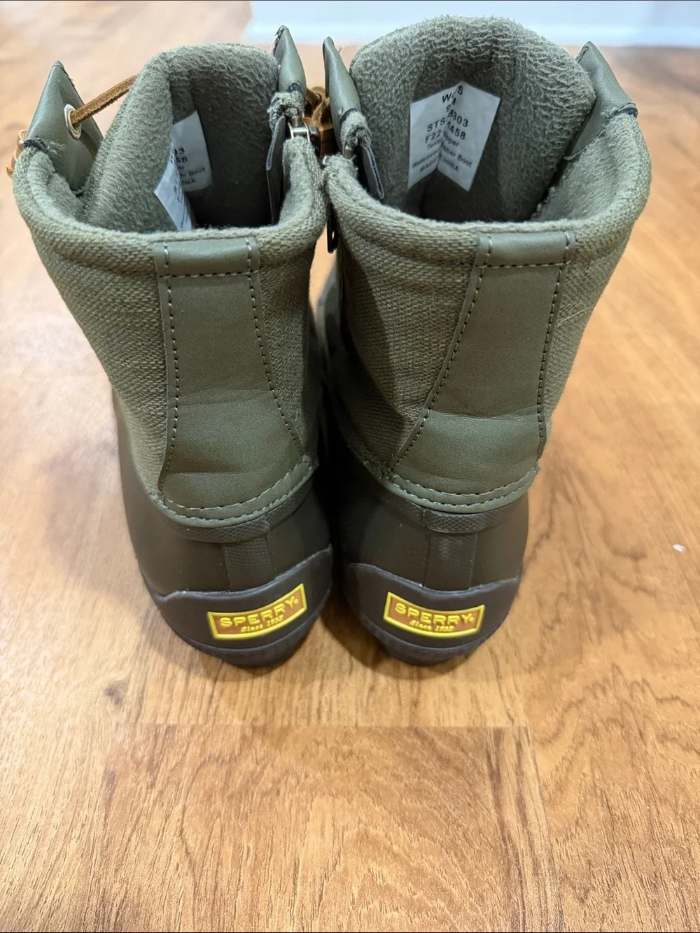 Sperry classic duck